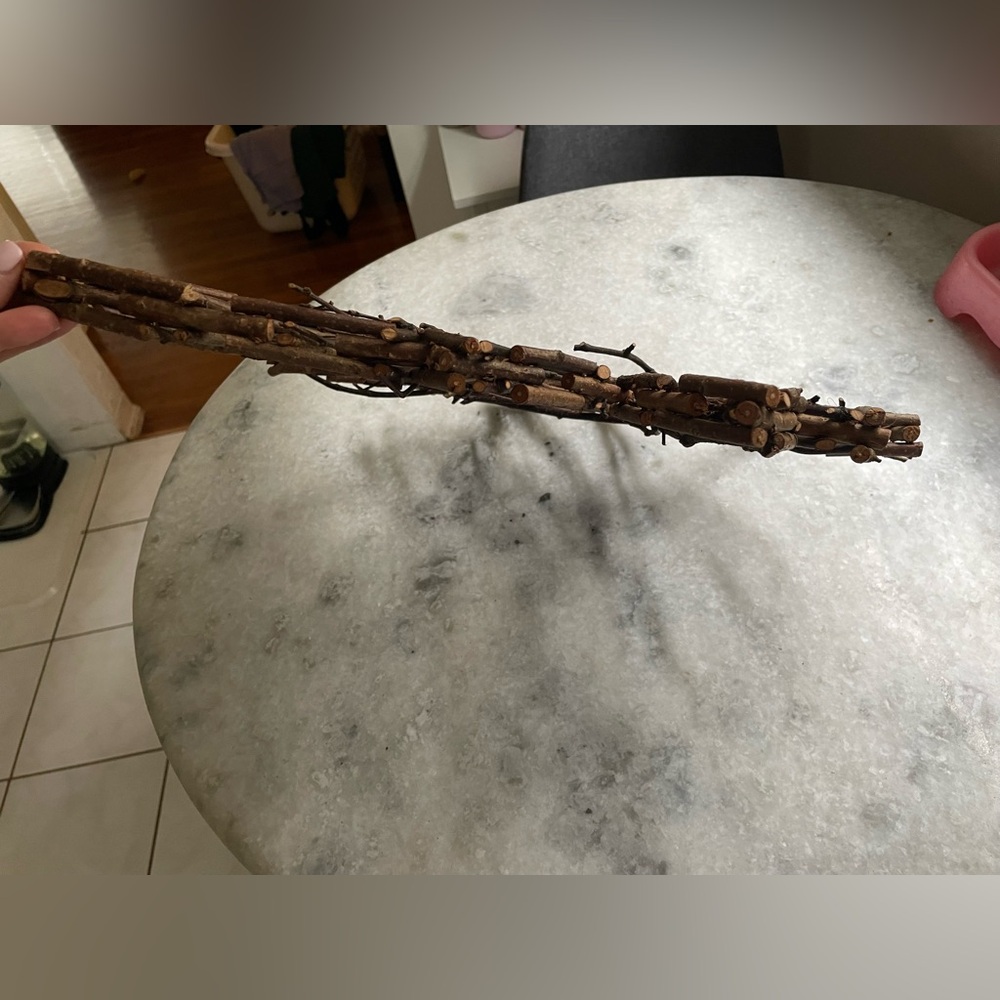 Twig Maple Leaf Wall Hanging - Picture 5 of 8